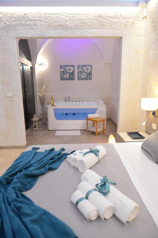 Suite Laurel Spa Con Idromassaggio Fasano Extérieur photo