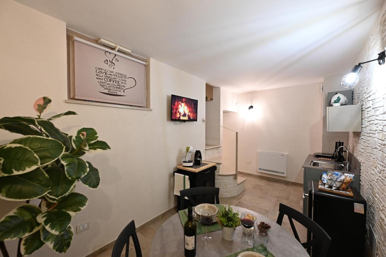 Suite Laurel Spa Con Idromassaggio Fasano Extérieur photo