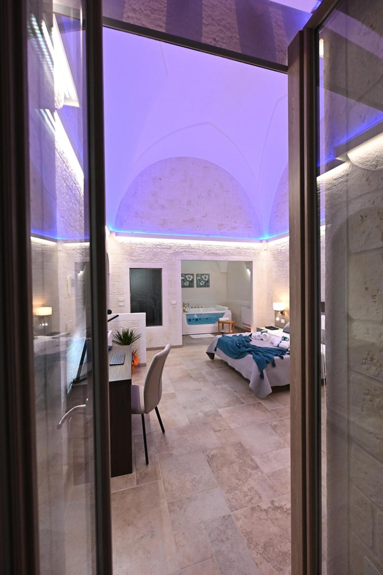Suite Laurel Spa Con Idromassaggio Fasano Extérieur photo